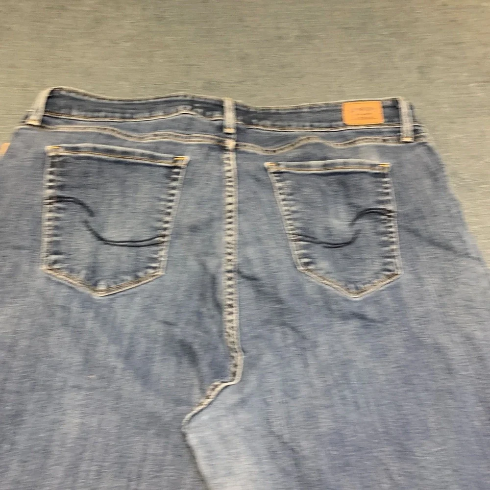 Levi's Signature Mid Rise Slim Jeans Men 36 Blue Denim Cotton Medium Wash Casual